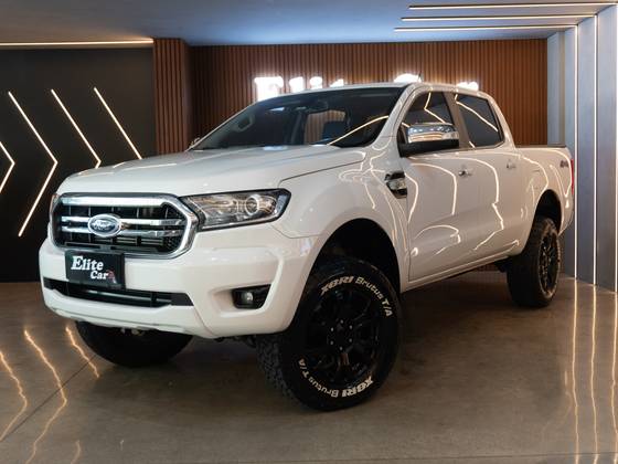 FORD RANGER 3.2 XLT 4X4 CD 20V DIESEL 4P AUTOMÁTICO FORD RANGER 3.2 XLT 4X4 CD 20V DIESEL 4P AUTOMÁTICO